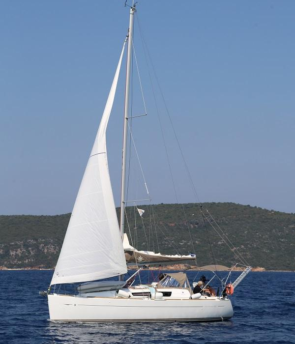Galateia | Sun Odyssey 33i photo 1
