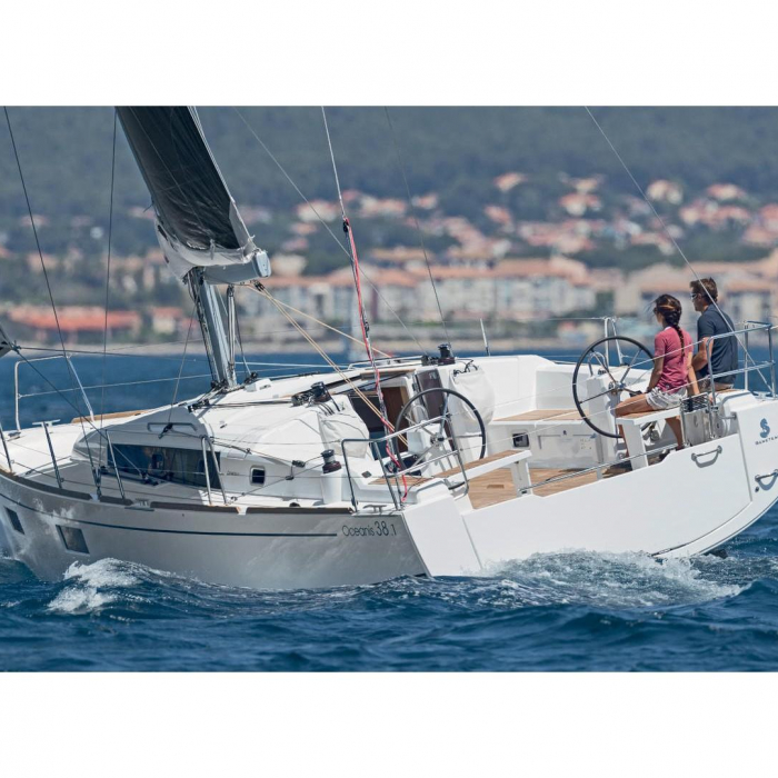 Sail Lyra | Oceanis 38.1 photo 1