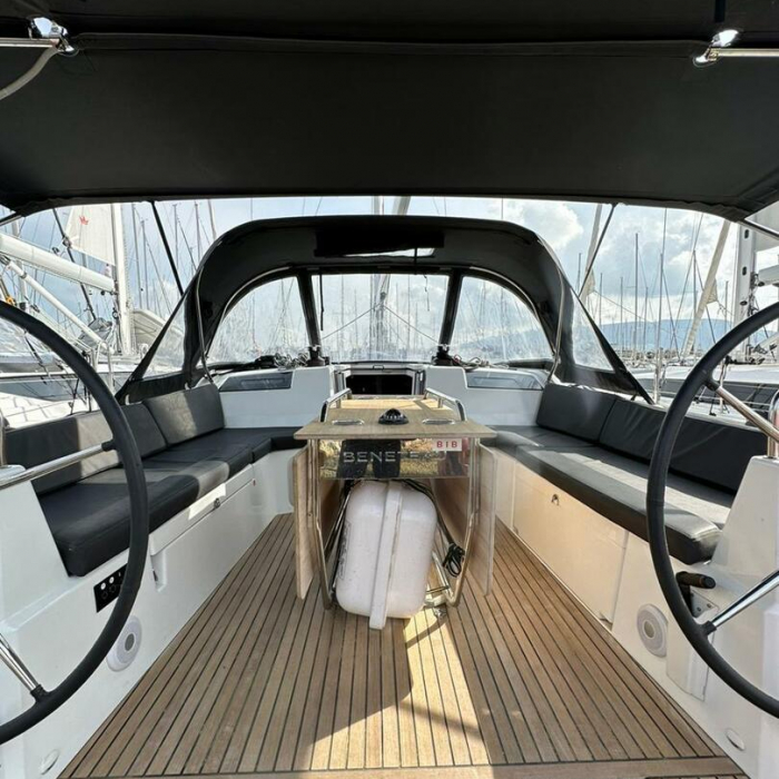 Mayramoot | Oceanis 40.1 photo 7