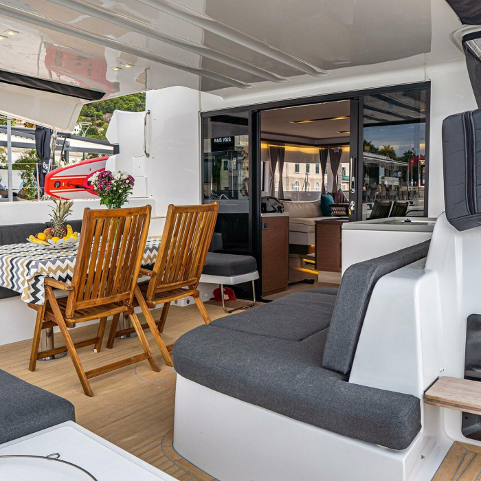 PRINCESS KISS | Lagoon 50 photo 28