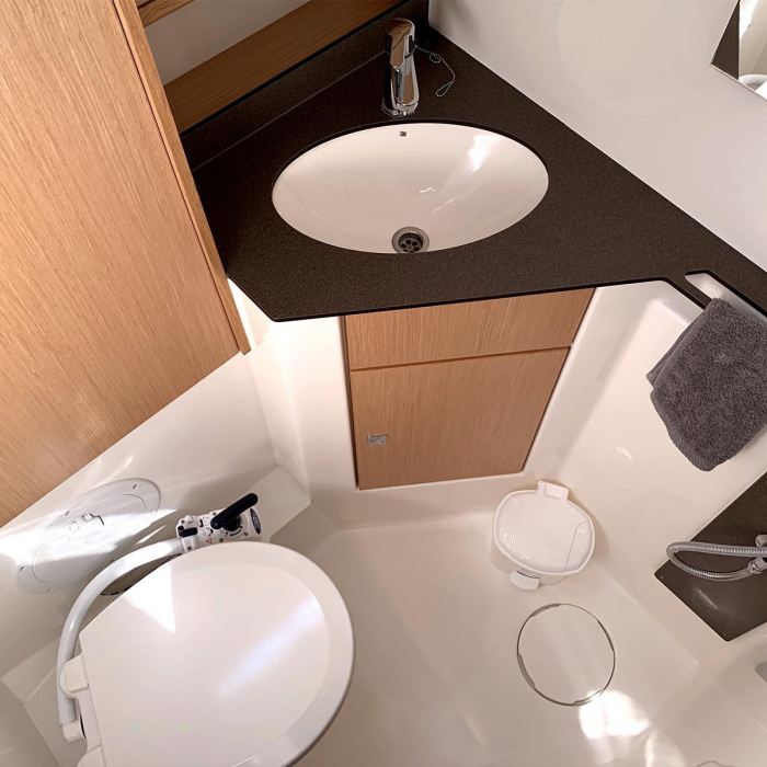 Oceanos | Bavaria Cruiser 46 photo 10