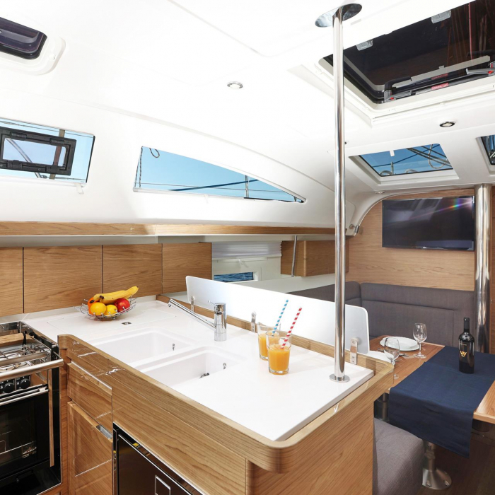 Hulk | Elan Impression 40 photo 20