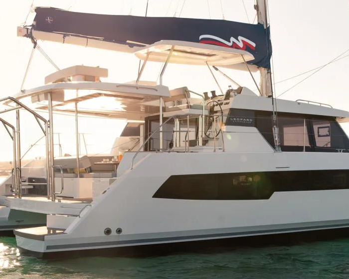  | Moorings 4200/4 photo 1