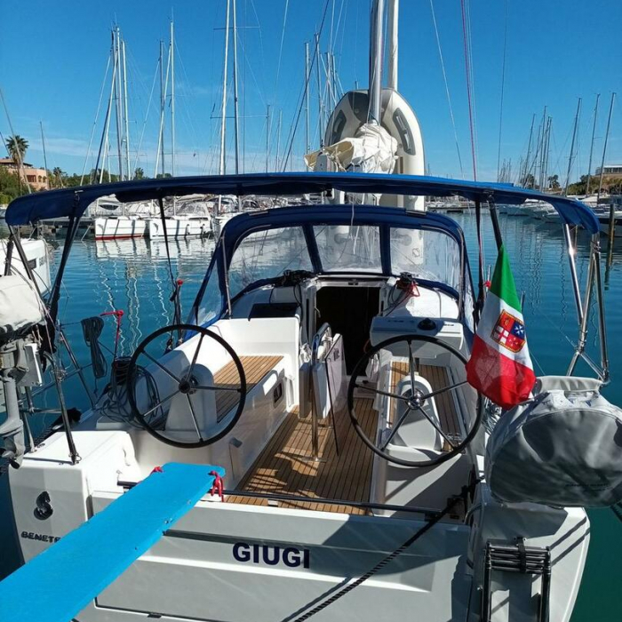 Giugi | Oceanis 30.1 photo 6