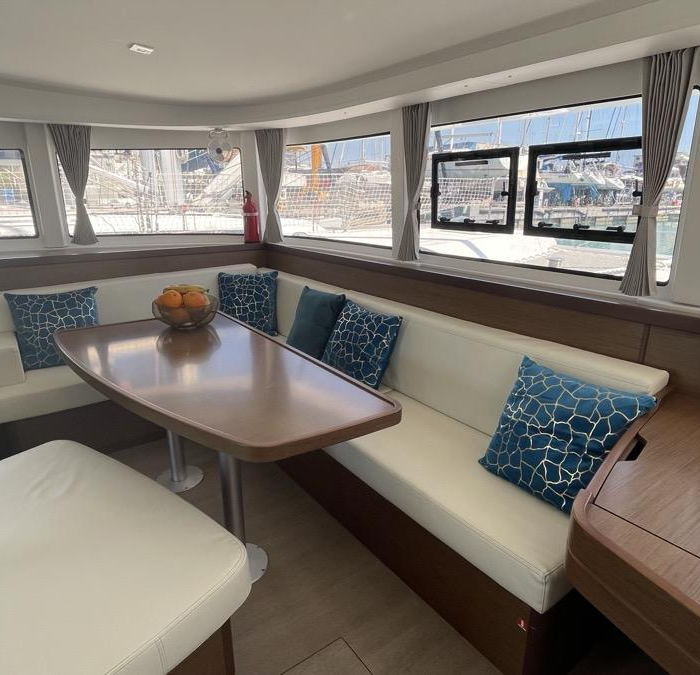 Bellatrix | Lagoon 42 photo 11