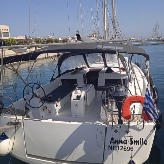 Anna smile | Sun Odyssey 490 photo 8
