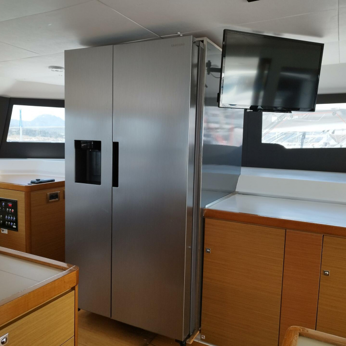 Argo | Dufour 48 Catamaran photo 16