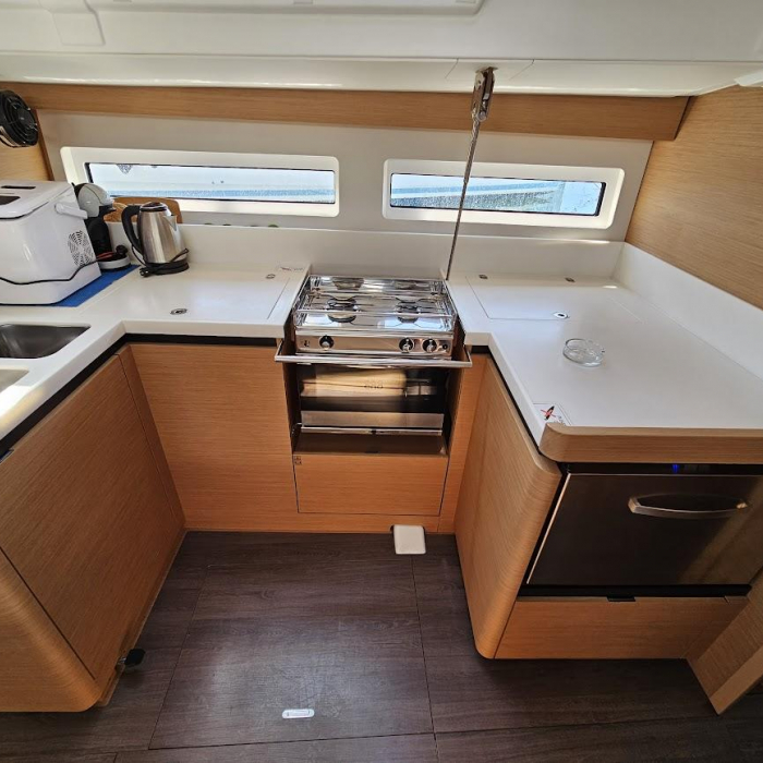 Luna | Sun Odyssey 490 photo 7