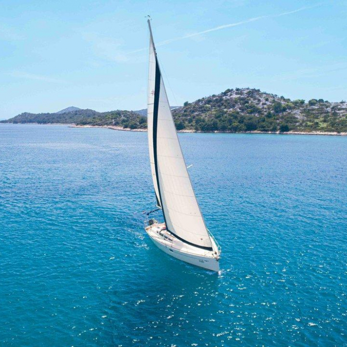 Ema | Sun Odyssey 42i photo 18