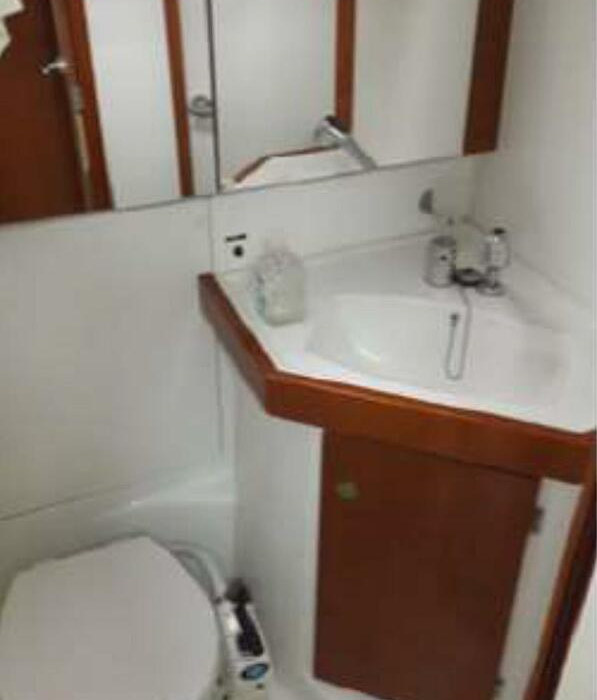 In Compliance | Oceanis 50 photo 15