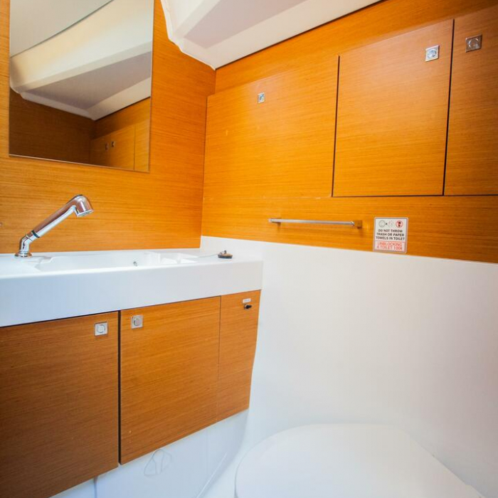 Rock Point | Sun Odyssey 509 photo 9