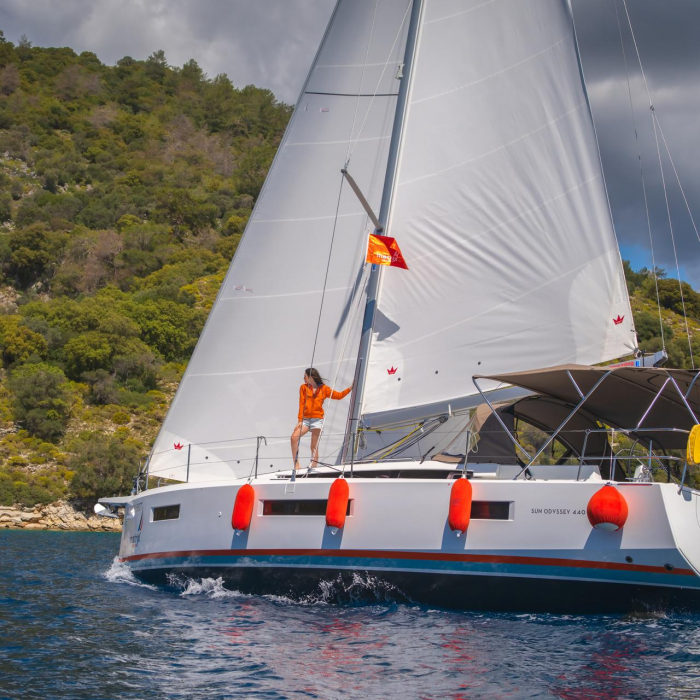 White Rabbit | Sun Odyssey 440 photo 2