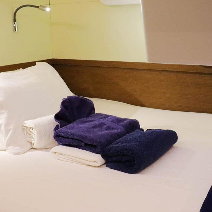 Jays 'n Seas | Lagoon 50 photo 22