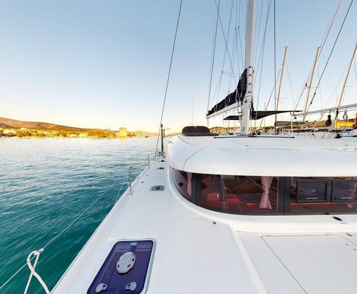 Best Friends I | Lagoon 42 photo 36