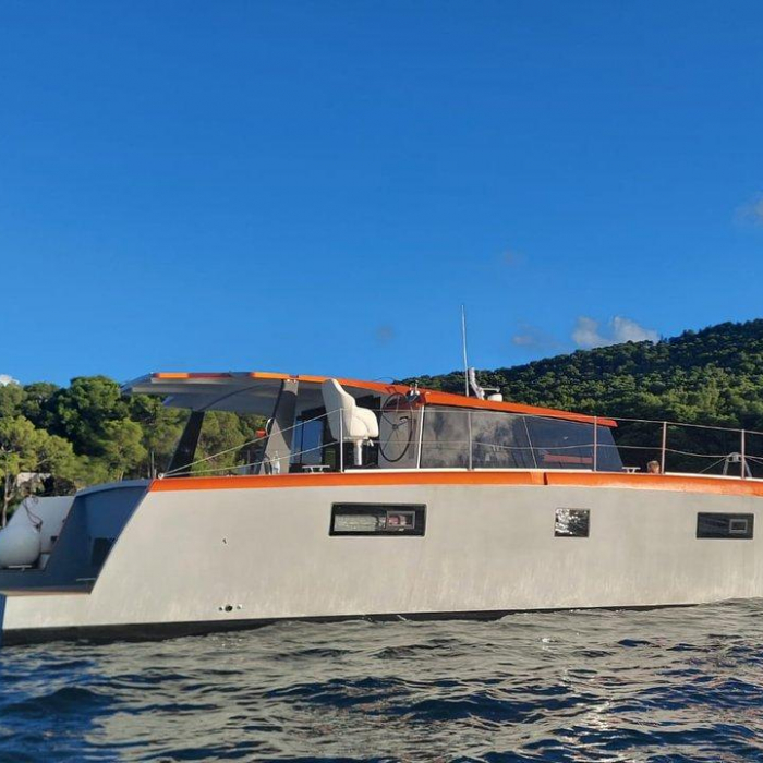 Orange | Luna 47 Power photo 6