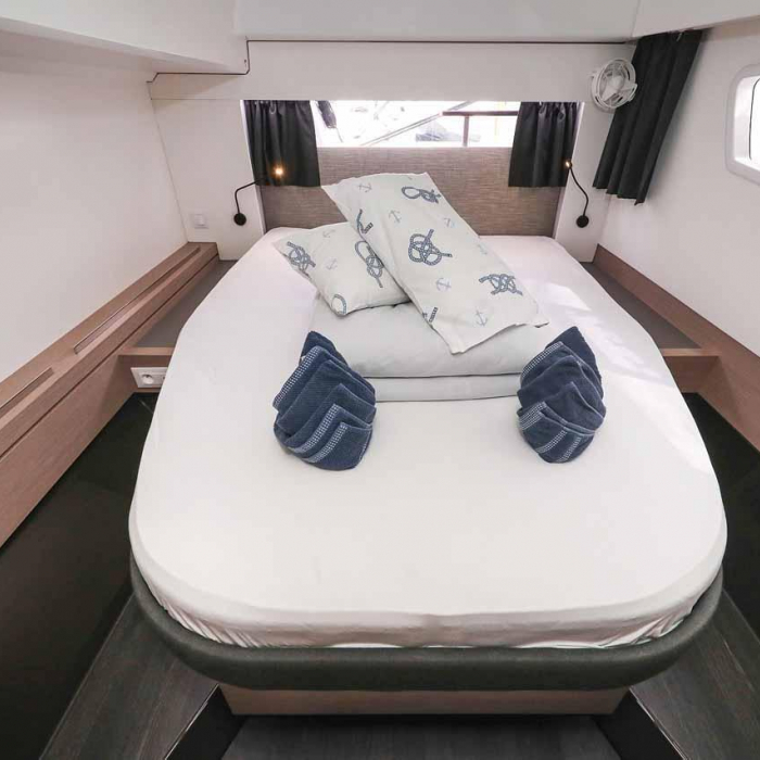 Ariel | Fountaine Pajot Astrea 42 photo 8