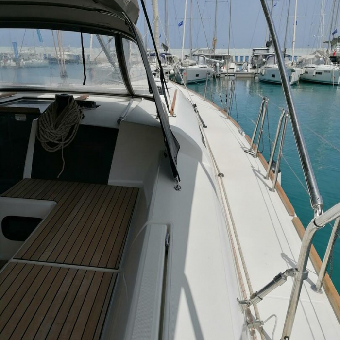 Parbleu | Dufour 390 Grand Large photo 2