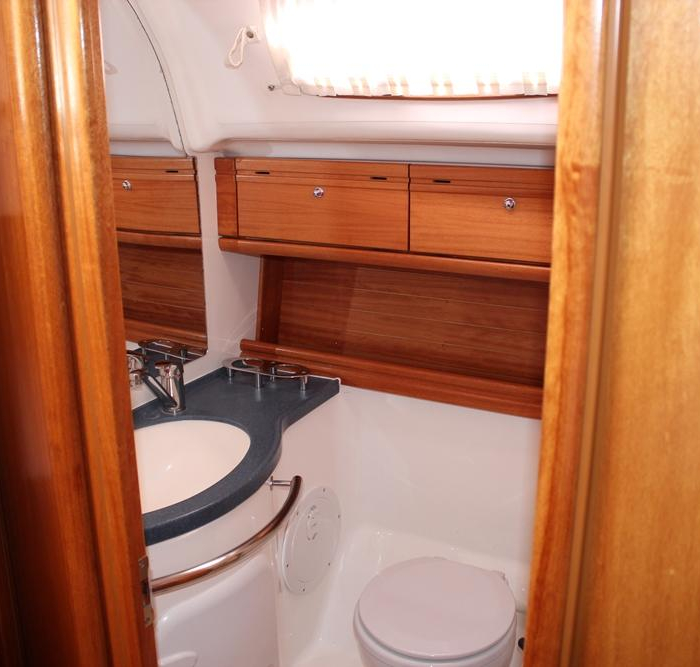 Thetis | Bavaria 39 Cruiser photo 8