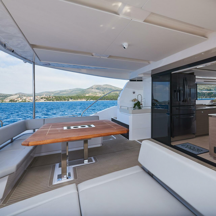 Good Vibes | Leopard 53 - OW photo 14