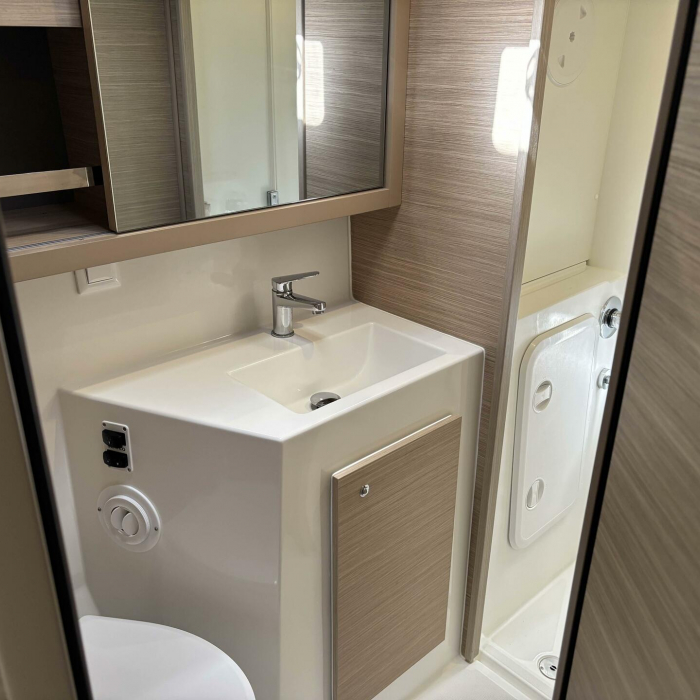 FINE GIRL | Lagoon 42 photo 15