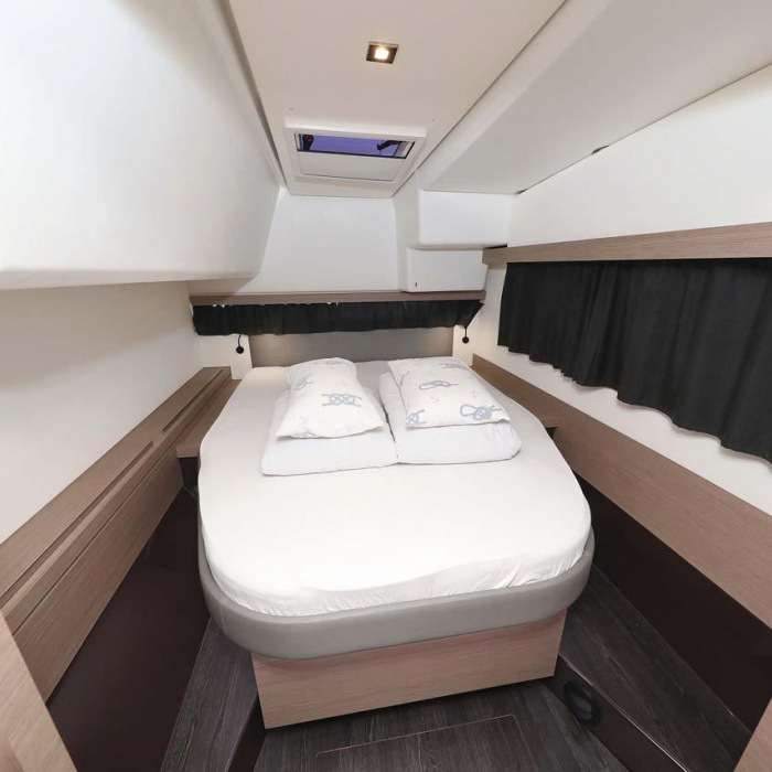 Canopus | Fountaine Pajot LUCIA 40 photo 23