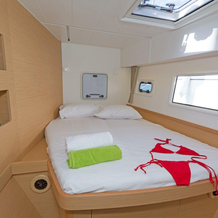 Breeze | Lagoon 42 A/C & GEN & WM photo 21