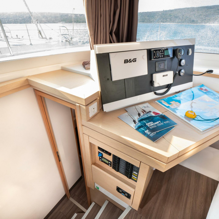 Luce | Fountaine Pajot LUCIA 40 photo 5