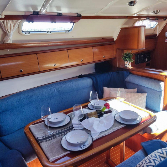 Ra | Bavaria 38 photo 27