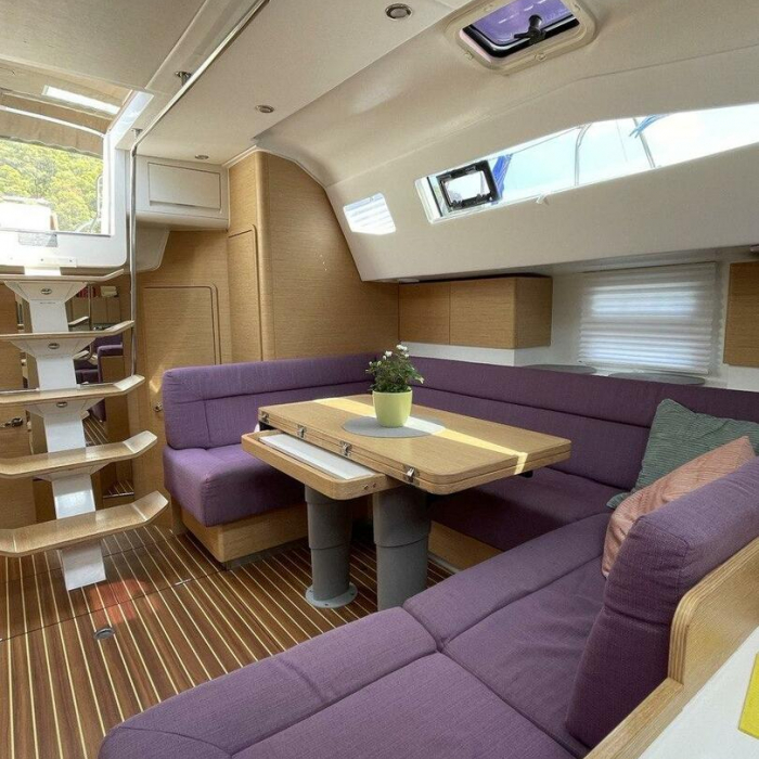 Timeless | Elan 50 Impression photo 12