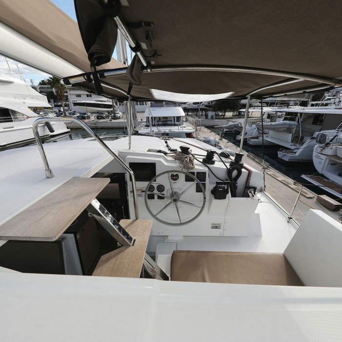 Why Not | Fountaine Pajot LUCIA 40 photo 36
