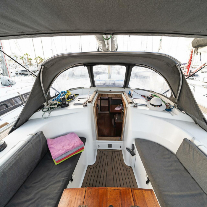 Flyer of Lorne | Hanse 400. photo 7