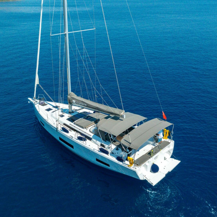 Gusto 7 | Dufour 470 photo 19