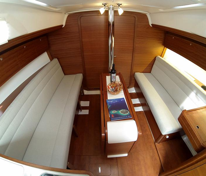 Luka | Dufour 350 GL photo 25