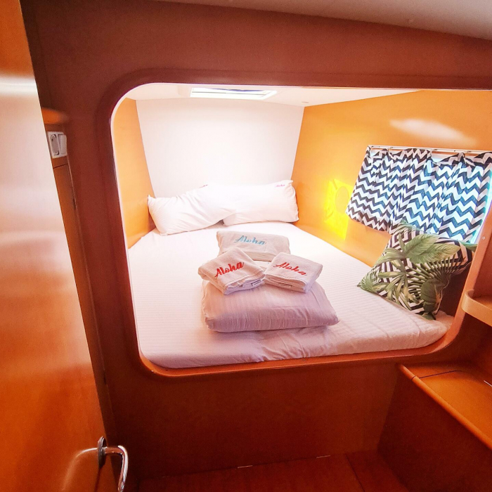 Aloha | Lagoon 410 S2 photo 29