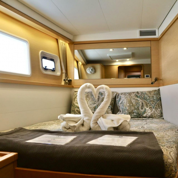 Peace Out - FF | Lagoon 450 F photo 4