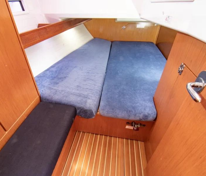 Vlassis | Bavaria 40 photo 9