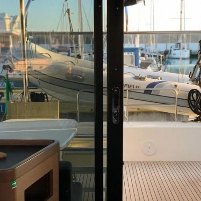 Maisha | Lagoon 42 photo 5