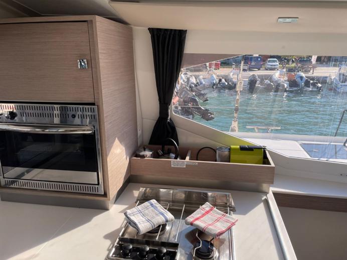 Kebitree | Fountaine Pajot Isla 40 photo 7