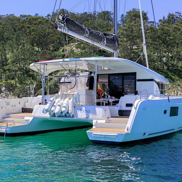 Verne | Lagoon 42 photo 5