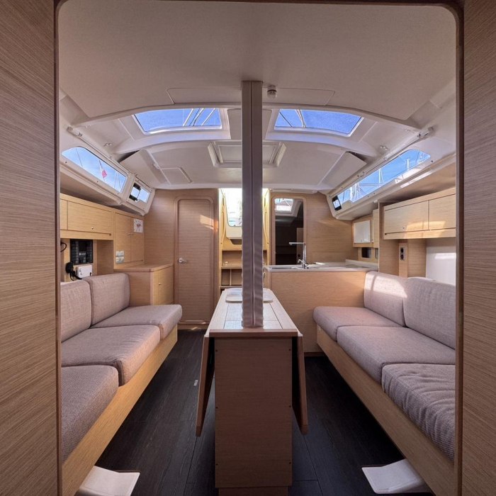 Thais | Dufour 37 photo 9