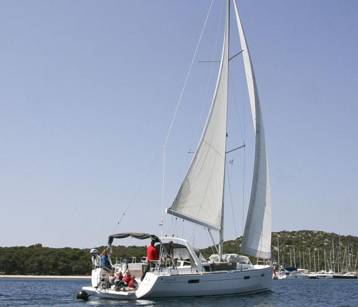 Kiki | Oceanis 45 photo 11