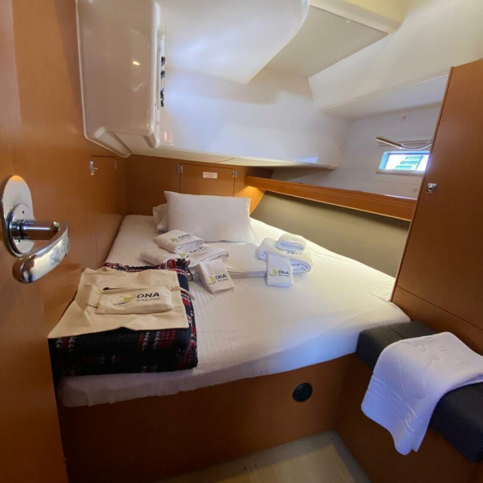 Protein | Bavaria Cruiser 46 photo 2