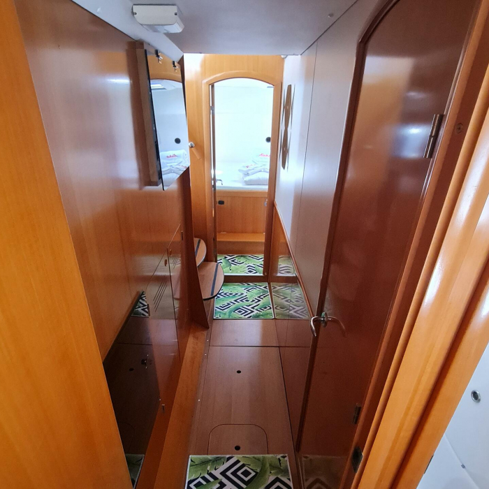 Aloha | Lagoon 410 S2 photo 3