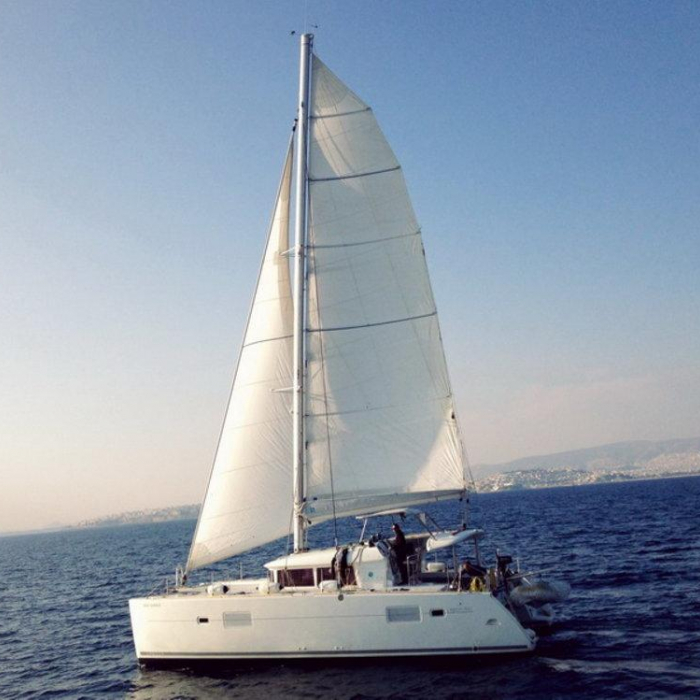 Aurora | Lagoon 400 photo 19