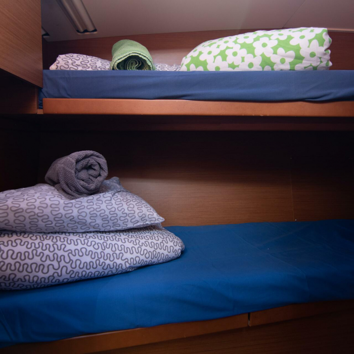 Little Mia | Sun Odyssey 490 photo 6