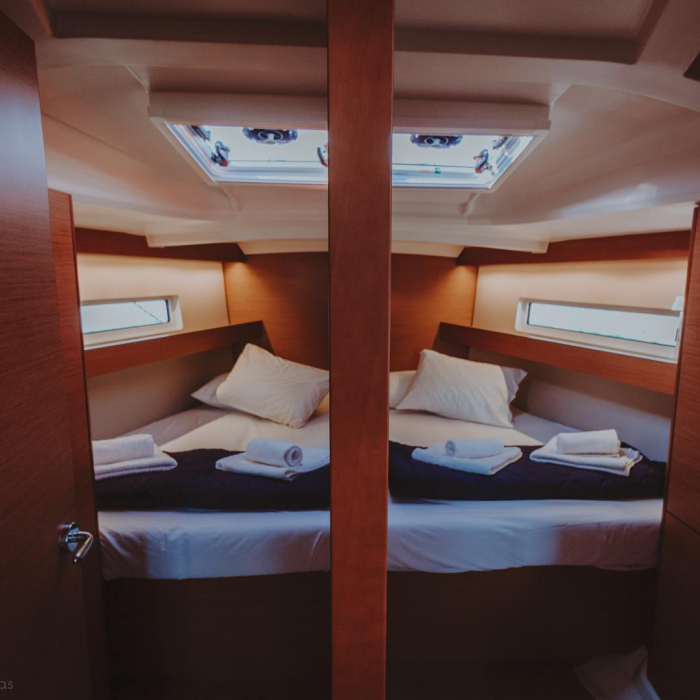 Eleni | Sun Odyssey 440 photo 8