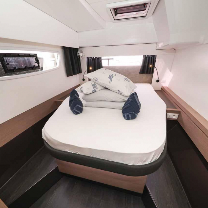 Ariel | Fountaine Pajot Astrea 42 photo 9