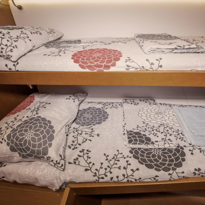 Blues | Oceanis 48 photo 14