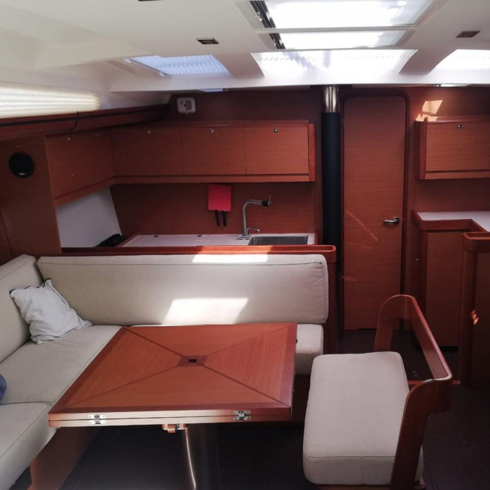 Class | Dufour 520 GL photo 4