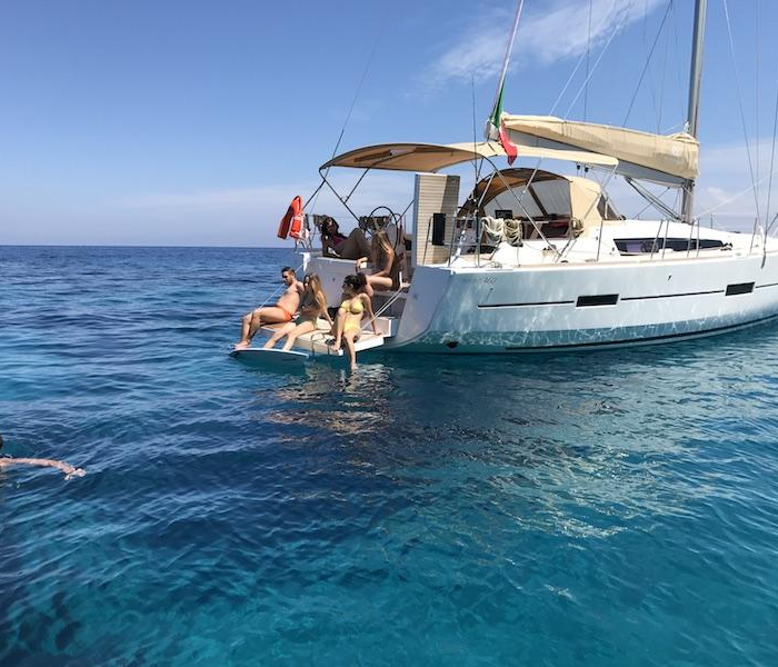 Podere Sapaio | Dufour 460 GL photo 4